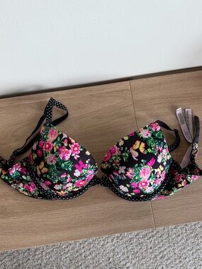 Victoria's Secret Black Floral Push-Up Bra with Polka Dot Trim